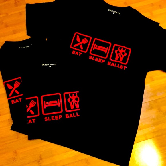 Medium ballet t shirts new black red print - Picture 1 of 1